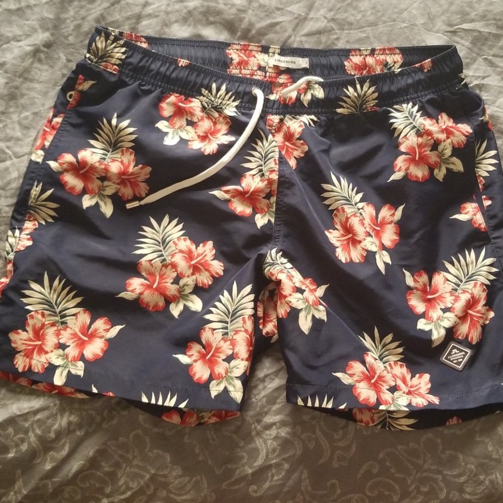 J.Lindberg swim shorts
